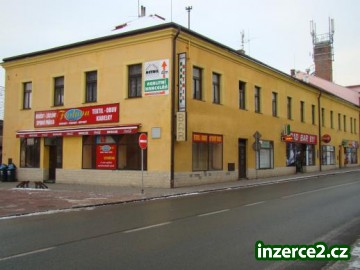Prodej komerční nemovitosti v centru Chlumce nad Cidlinou_1 202664_1.jpg