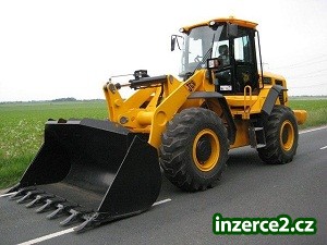 JCB 426 Z_1 285555_1.jpg