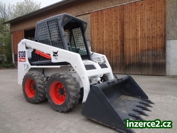 Smykový nakladač Bobcat S130_2 412562_2.jpg