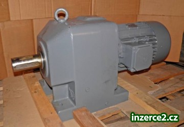 Elektromotor s převodovkou 7,5 KW_1 514164_1.jpg