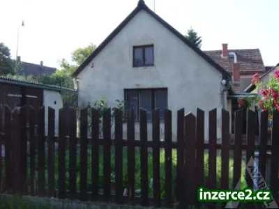 Prodej RD k rekonstrukci v obci Lochovice, okr. BE 06-1906