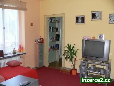 Prodám byt 1+2 v OV ve staré zástavbě v Mostě