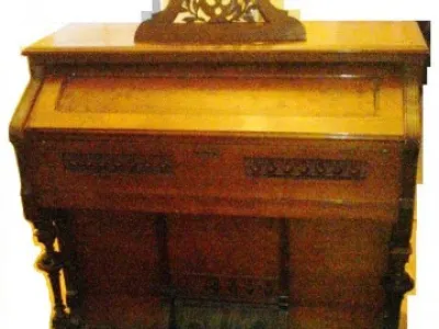 Prodám funkční Harmonium