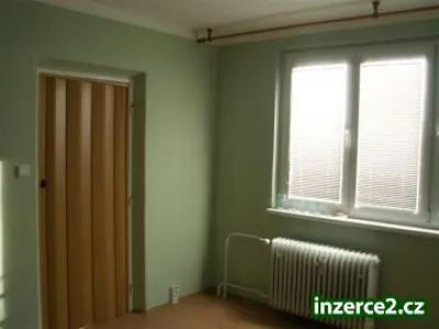 Prodám byt 1+2 v OV ve staré zástavbě v Mostě