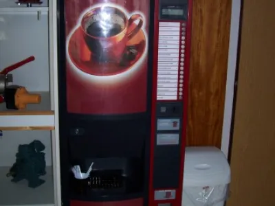 Výhodný kup - automat na kávu,čaj,čokoládu aj.