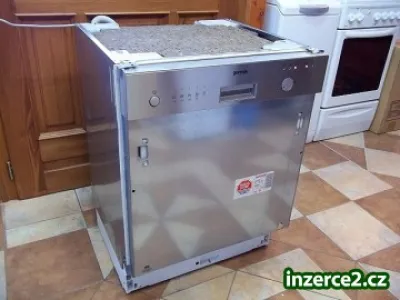 Myčka nádobí vestavná GORENJE GI63230E nerez (široká)