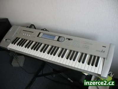 KORG TRITON Le