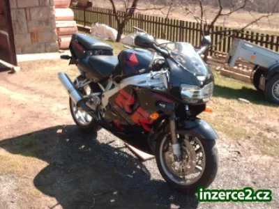 Honda CBR 900 RR