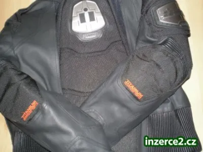 Kožená bunda na motorku