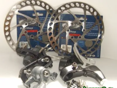 Hayes MX2 - brzdy - mechanické, kotoučové