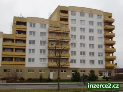 Pronájem bytu 2+kk ul. E.Beneše