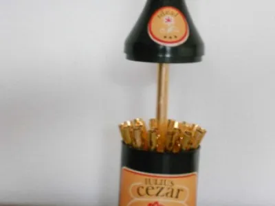 Nádobka na cigarety