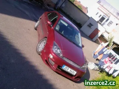 Prodám Ford Focus 1.8.16V Ghia