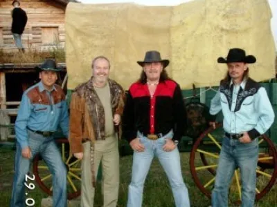 BASKYTARISTA DO COUNTRY KAPELY