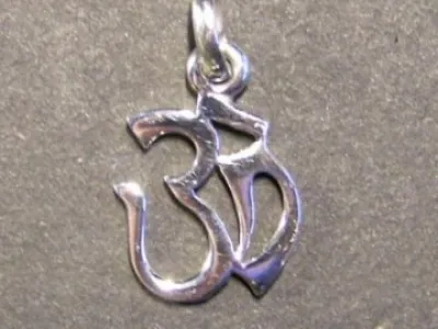 Symbol ÓM - stříbrný přívěsek