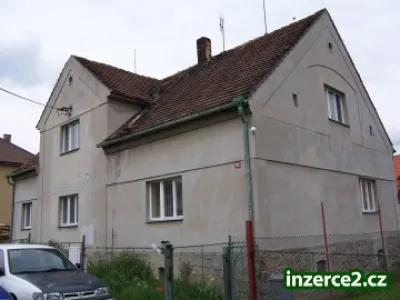 Prodám rodinný dům v Nezvěsticích