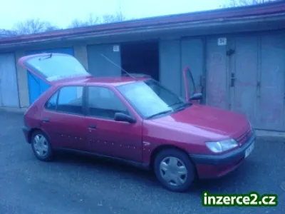 prodam peugeot 306  1,4 i r.v.95  5dveř. červená