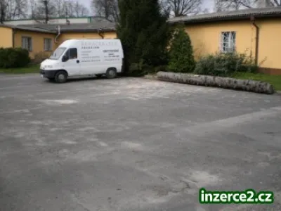 Pronájem parkovací plochy pro osobní i nákladní vozidla