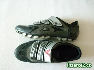 MTB tretry Vittoria STORM vel.9