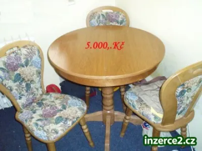 Kuchyňský stůl