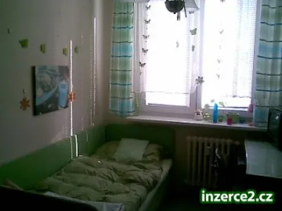 PRONÁJEM POKOJE V PANELOVÉM BYTĚ V LÍŠNI