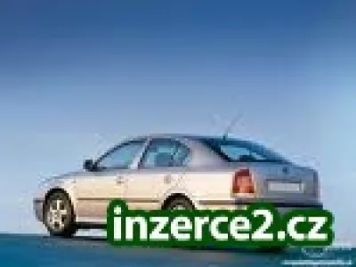Pod stromeček lepší auto ?