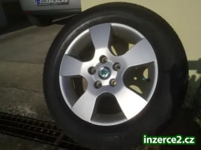 Prodám 4x alu kola Škoda + pneu