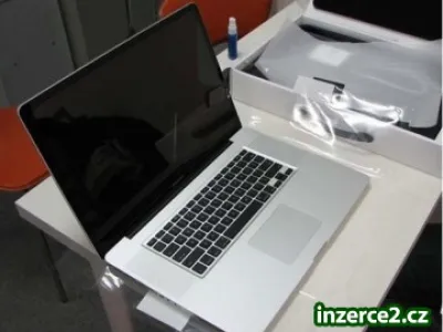 Nový MacBook Pro 15 "s Retina Display Intel Core i7