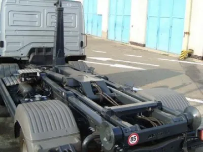Mercedes Benz MB 1318L + hákový nosič CSAO-KM