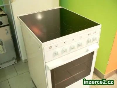 Sporák Dessauer na volné postavení šířě 50cm,horkovzduch