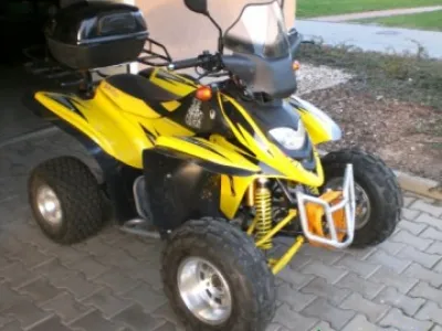 SHINERAY 250STXE žluté barvy, mnoho úprav a doplňků.....