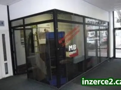 Pronájem prodejny s výlohou v Hradci Králové - DOBRÁ ADRESA