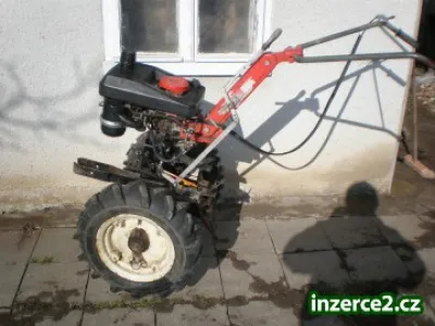 Prodám Malotraktor Vari/ dvoutakt/