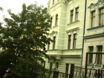 Prodám byt 2+kk,OV, v lázeňské zóně K. Varů