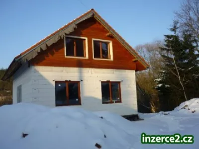 SLEVA! Prodej rozestavěného RD o dispozici 4+kk v Plzni na Valše