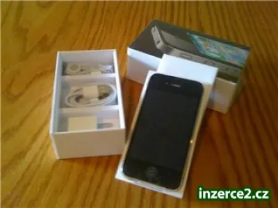 Apple iPhone 4G 32GB € 300