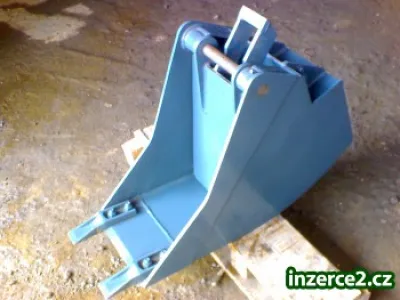 Lopata-podkop drenážní s mechanickým vyhazovačem