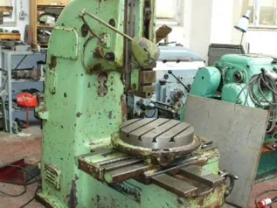 Prodám svislou obrážečku st 250(předchůdce hov 25)