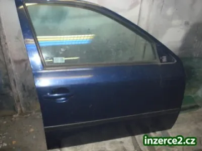 Pravé přední dveře na Škoda Octavia I