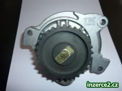 Prodám novou nepoužitou vodní pumpu na Audi 100