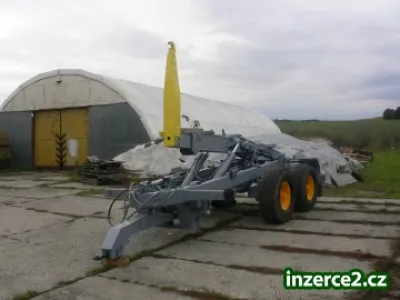 Traktorový nosič kontejnerů STS OPAVA