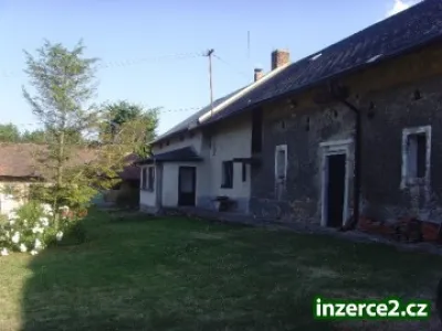 Zemědělská usedlost v Tuchoticích u Kutné Hory