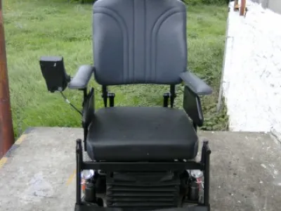 Prodám elektrický invalidní vozík zn. Puma