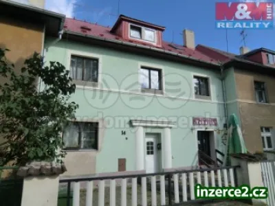 RD a pivnice Chomutov - Škroupova ul.