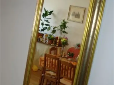 Prodám Pekne Zrcadlo
