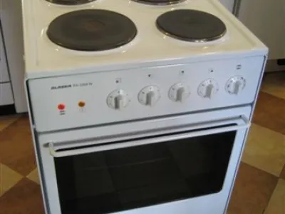 Sporák elektrický ALASKA - šíře 50 cm