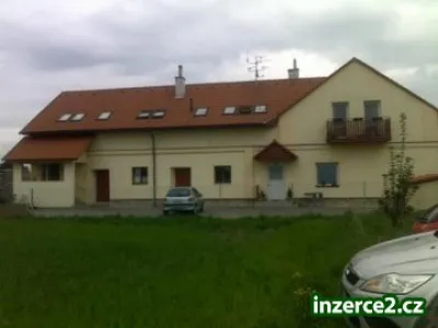 Pronájem bytu 1+kk v Blešně u Hradce Králové