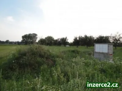 Prodej pozemku v Lázních Bohdaneč s možnou výstabou domu