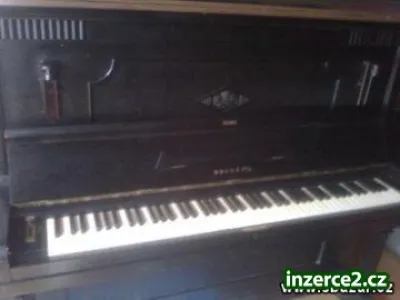 Prodám piano Scholze.Zachovalé,vyčištěné,plnopancéř.Výhodná koupě,doprava po Praze v ceně. Mimo Prahu dohodou.