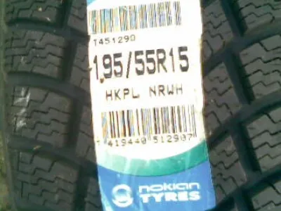 Prodam 1ks nové pneu i ze štítkem -Levná pneu-znacka-nokian Tyres-195/55R15 zimni pneu-vhodna jako treba rezerva nepouzivana ,jen za ...